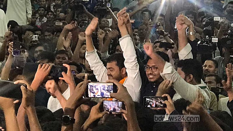 এবার চাকসুও শিবিরের