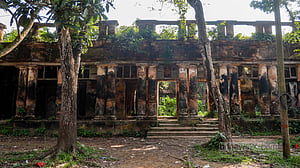 কালের সাক্ষী চারআনি জমিদার বাড়ি