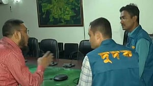 সিডিএ কার্যালয়ে অভিযান, প্লট বরাদ্দে ‘অনিয়ম পেয়েছে দুদক’