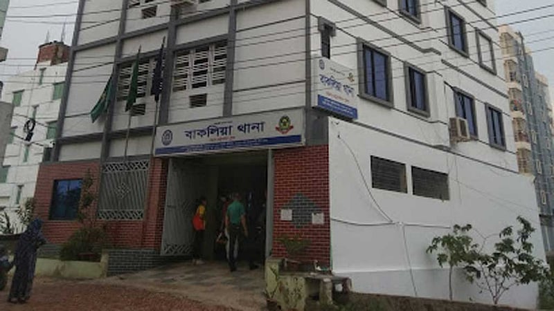 ‘ইয়াবা ধরে আত্মসাৎ-আসামি ছেড়ে দেওয়া’: ৮ পুলিশ সদস্য বরখাস্ত
