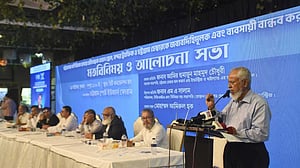 চট্টগ্রাম বন্দরের বর্ধিত মাশুল: ফের আলোচনায় বসার দাবি ব্যবসায়ীদের