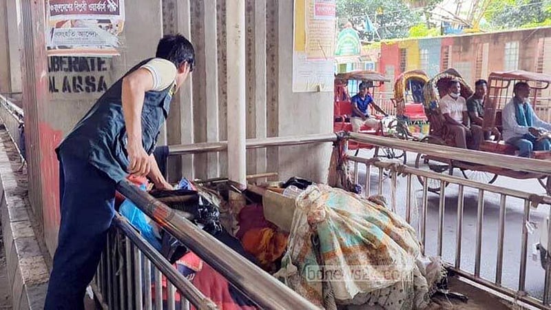 ঢাবিতে ‘উচ্ছেদ অভিযান’ ঘিরে তুলকালাম