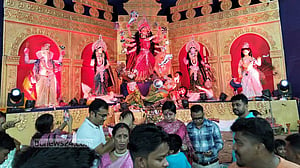 মুখরিত নবমীর পূজামণ্ডপ
