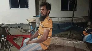 গোপালগঞ্জে চুরি যাওয়া ভ্যান ফিরে পেলেন চালক