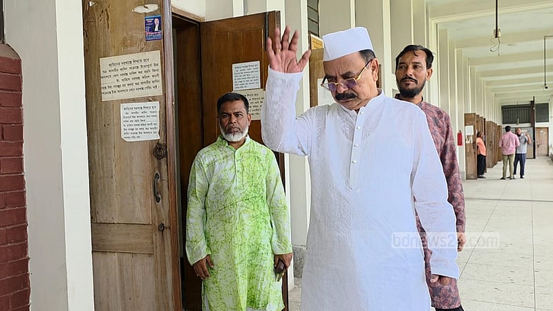 দুর্নীতি মামলায় গয়েশ্বর চন্দ্র রায় খালাস