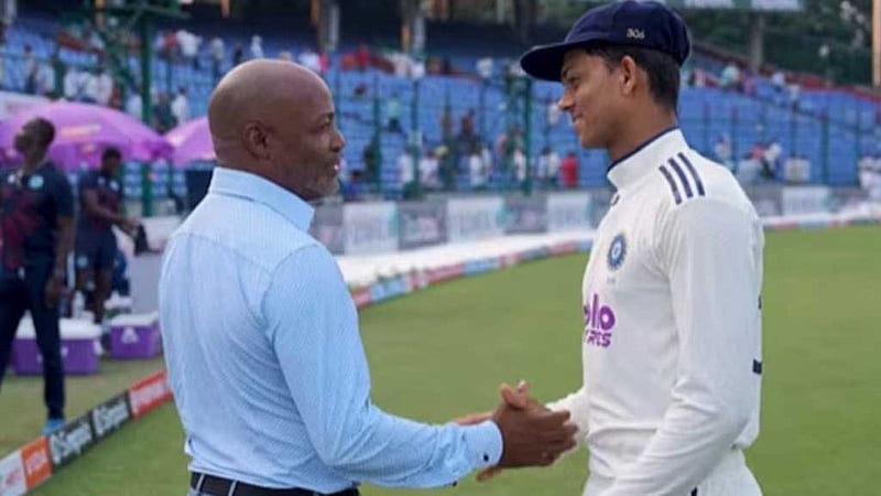 ক‍্যারিবিয়ান বোলারদের বাজেভাবে না মারতে জয়সওয়ালকে লারার ‘অনুরোধ’