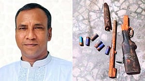 বিএনপি নেতার ‘পরিত্যক্ত বাড়িতে মিলল রাইফেল ও গুলি’