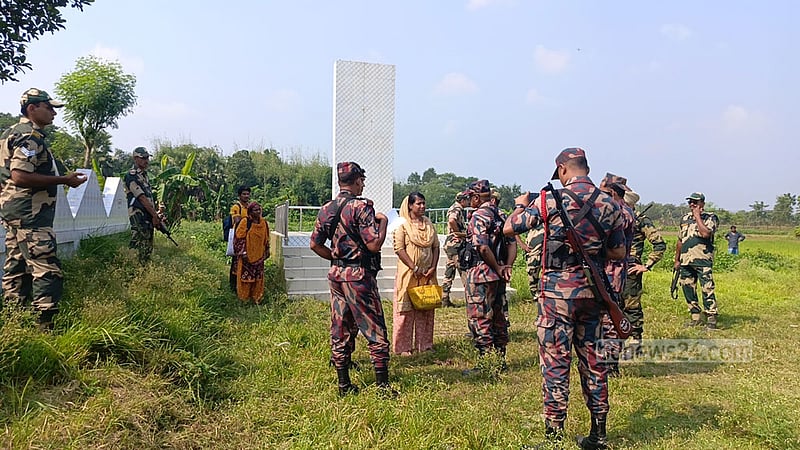 মেহেরপুরের গাংনী সীমান্তে ৬০ জনকে হস্তান্তর করল বিএসএফ