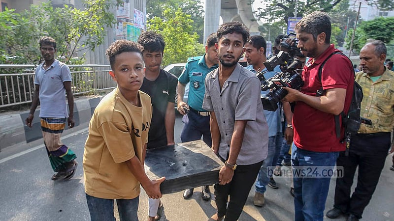ভারী ভায়াডাক্ট চেপে থাকার পরেও কী করে খসে পড়ছে বিয়ারিং প্যাড?