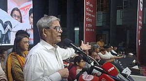 সরকার ও ঐকমত্য কমিশন ‘সংকট তৈরি করেছে’: ফখরুল