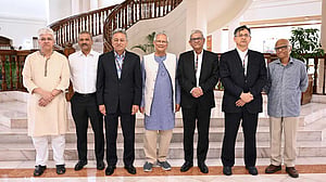বদলি-পদায়ন ‘প্রধান উপদেষ্টাই করবেন’, আশ্বস্ত করেছেন বিএনপিকে