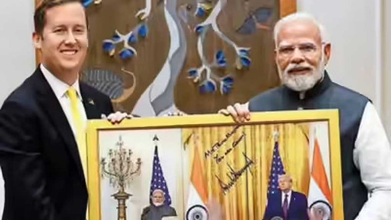 ভারতে নেমে মোদীর সঙ্গে বৈঠক মার্কিন রাষ্ট্রদূত গোরের