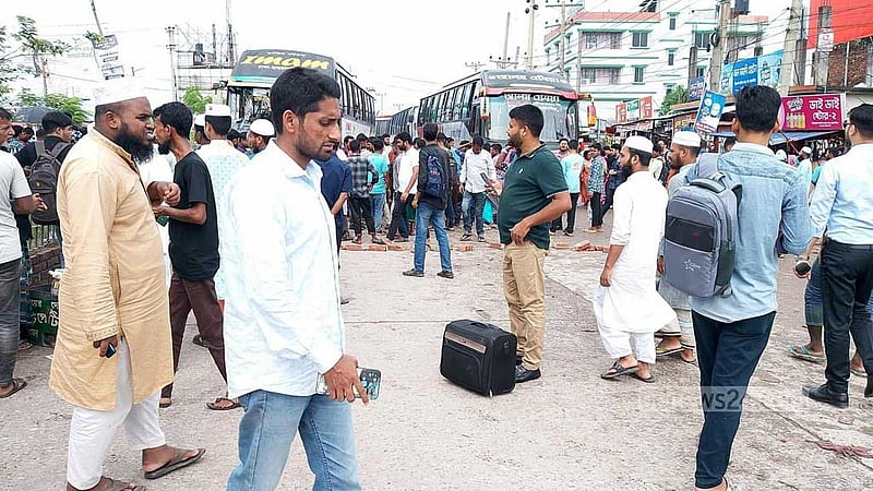 জুলাইযোদ্ধা লাঞ্ছিত, পাল্টাপাল্টি কর্মসূচিতে ময়মনসিংহ-ঢাকা সড়ক যোগাযোগ ব্যাহত