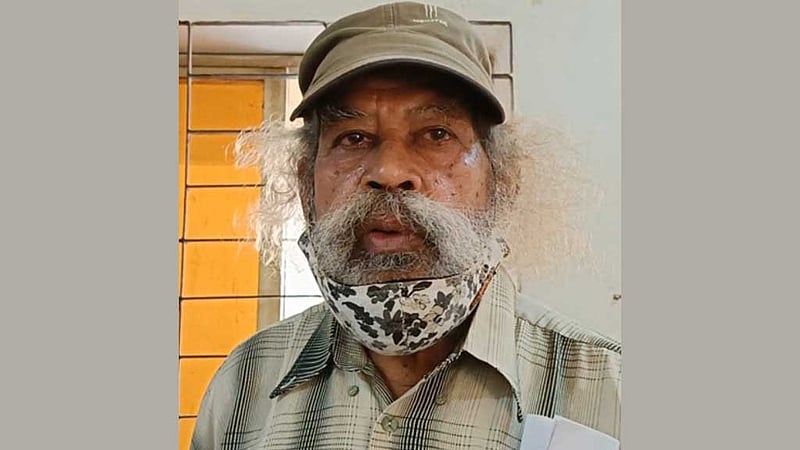 পিস্তলের লাইসেন্স নবায়ন করতে গিয়ে আটক গণজাগরণ মঞ্চ নেতা কারাগারে