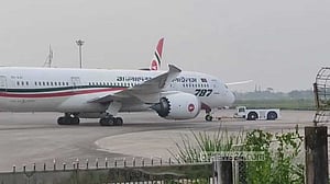 সাড়ে ৫ ঘণ্টা পর বিকল্প বিমানে ওসমানী ত্যাগ করল লন্ডনগামী যাত্রীরা