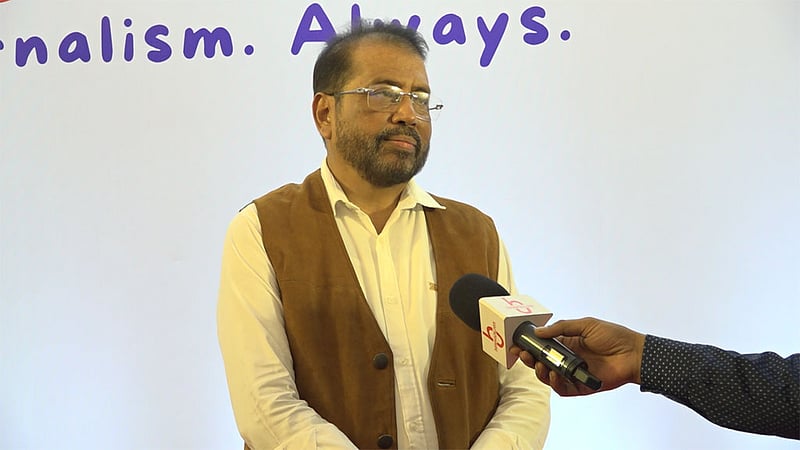 বস্তুনিষ্ঠ সংবাদ পেতে বিডিনিউজ টোয়েন্টিফোর পড়ি: আরিফুর রহমান
