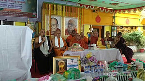 এক পূর্ণিমায় জোড়া উৎসব
