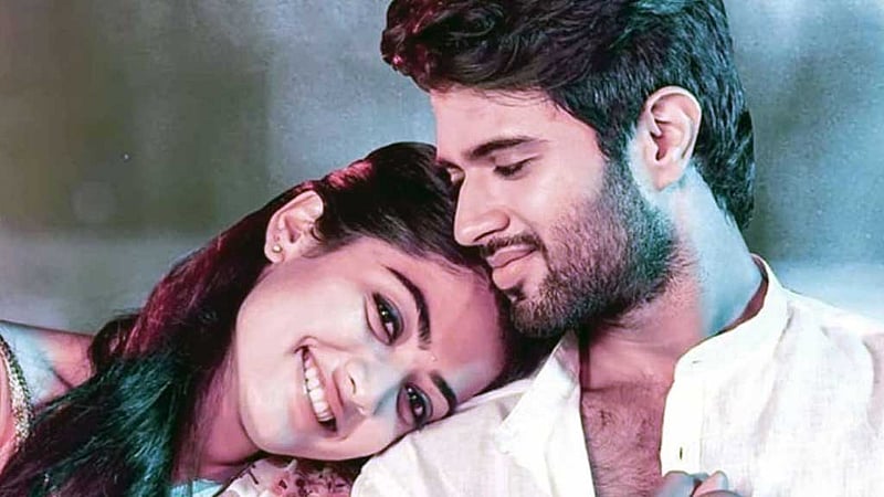 বাগদান সারলেন রাশমিকা–বিজয়, সত্যি নাকি গুঞ্জন?