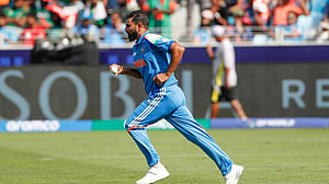 বিতর্ক চান না শামি, তবে জবাব দিলেন ঠিকই
