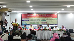 অবসরের পরপরই শিক্ষকদের ভাতার টাকা পরিশোধের দাবি