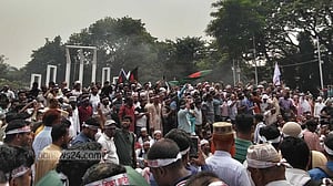 এমপিওভুক্ত শিক্ষক-কর্মচারীদের আন্দোলন পঞ্চম দিনে গড়াল