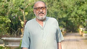 ‘ঘরে বাইরে’ ছাড়া নিজের কোনো সিনেমা দেখেননি ভিক্টর ব্যানার্জি