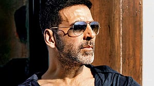 ১০০ কোটির এফডিআরের লক্ষ্য ছিল অক্ষয়ের, এখন চাইছেন ২ হাজার কোটি