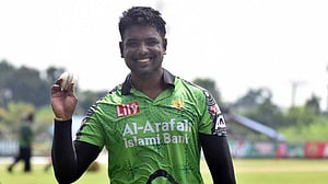 আলাউদ্দিন বাবুর ৫ উইকেট, ‘রহস্য স্পিনার’ রুবেলের ম্যাচ-জেতানো বোলিং