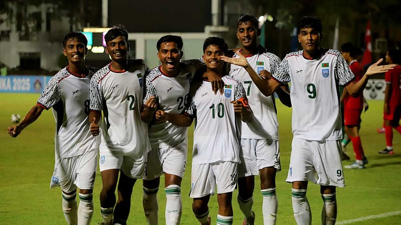 নেপালকে উড়িয়ে শুরু বাংলাদেশের