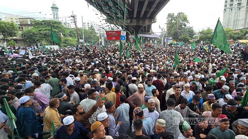 ঈদে মিলাদুন্নবী: চট্টগ্রামে জশনে জুলুসে ‘গরমে অসুস্থ’ হয়ে একজনের মৃত্যু