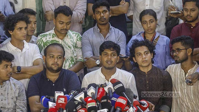 ডাকসু: অভিযোগ তদন্তের দাবি আবিদের, হামিম দুষছেন ভাগ্যকে