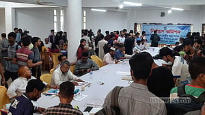 চাকসুতে ৪২৯ ও হল সংসদে ৫০২ জনের মনোনয়নপত্র জমা