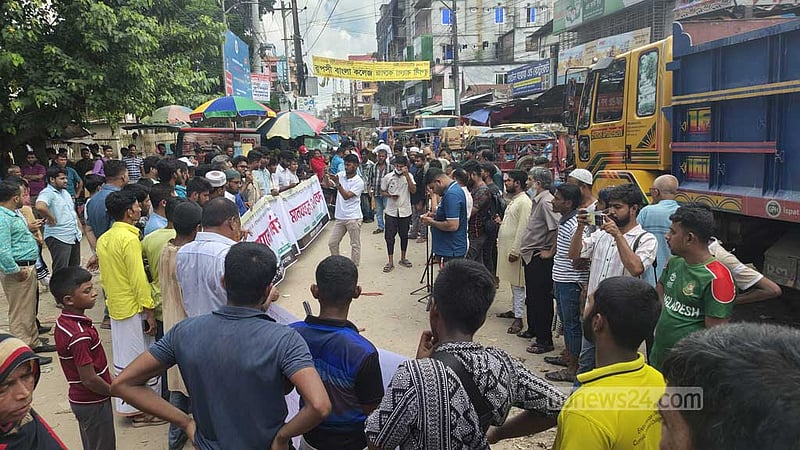 ১০১ টাকার ইনজেকশন ১২৯৯ টাকায় ক্রয়: পরিচালক বললেন, ‘প্রিন্টিং মিসটেক’