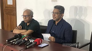ডাকসু: প্রার্থীকে ‘গণধর্ষণের’ হুমকি নিয়ে নির্বাচন কমিশনের কমিটি