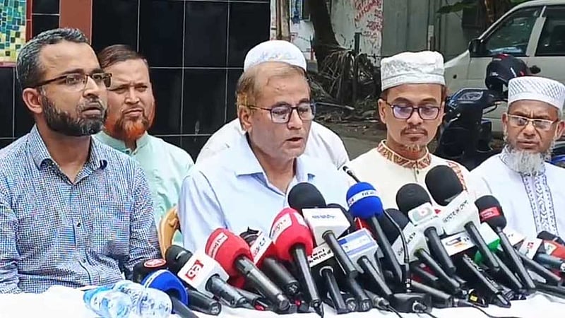 ডাকসু ভোটের দায়িত্বে থেকেও সাদা দলের অভিযোগ ‘দ্বিচারিতা’, বলছে ইউটিএল