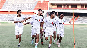 হামজার ‘বিকল্পও’ আছে বাংলাদেশের ভাবনায়