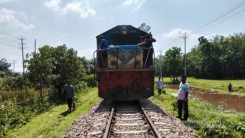 কুড়িগ্রামে ট্রেনে কাটা পড়ে কিশোরের মৃত্যু