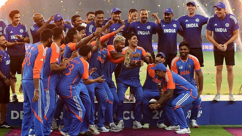 ট্রফি বিতর্ক: সিদ্ধান্ত পাঁচ ক্রিকেট বোর্ডের ওপর ছেড়ে দিল এসিসি