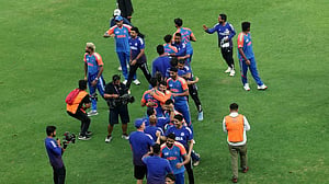 কম রানের রোমাঞ্চকর লড়াইয়ে পাকিস্তানকে হারিয়ে চ্যাম্পিয়ন ভারত