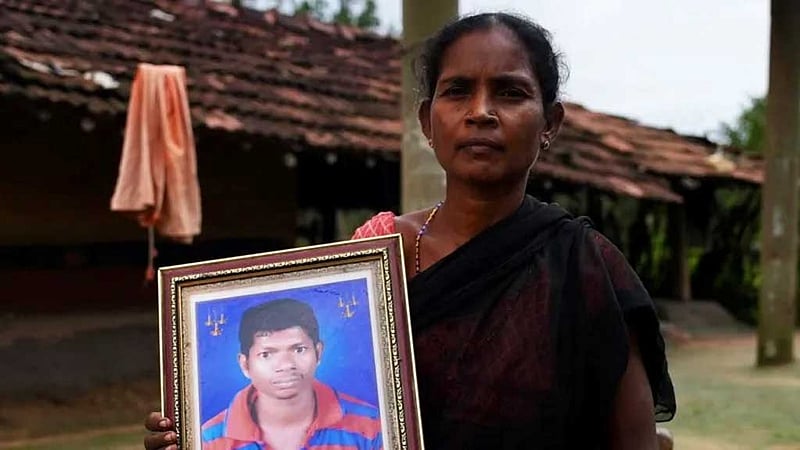 মাওবাদীদের বিরুদ্ধে ভারতের যুদ্ধে স্থানীয়দের যে মূল্য চুকাতে হচ্ছে