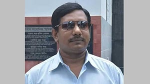 খুলনার সাংবাদিক বুলু নদীতে ঝাঁপ দিয়েছিলেন: নৌ পুলিশ