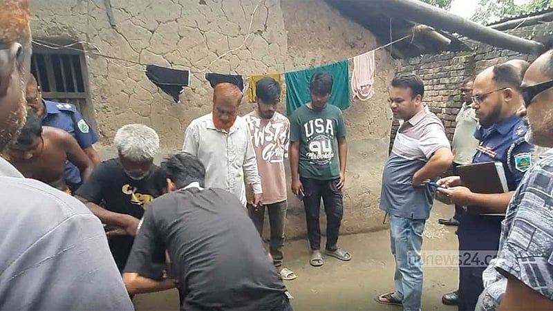 স্ত্রীকে ‘হত্যা করে’ লুকিয়ে ছিলেন টয়লেটে, পরে গ্রেপ্তার