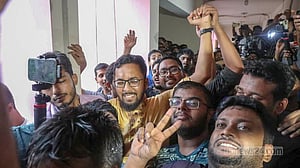 ৫৩ বছর আগের স্মৃতি ফেরানো জাকসুতে শিবিরের জয়জয়কার