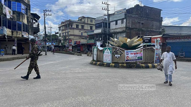 চার দিন পর খাগড়াছড়িতে অবরোধ স্থগিত