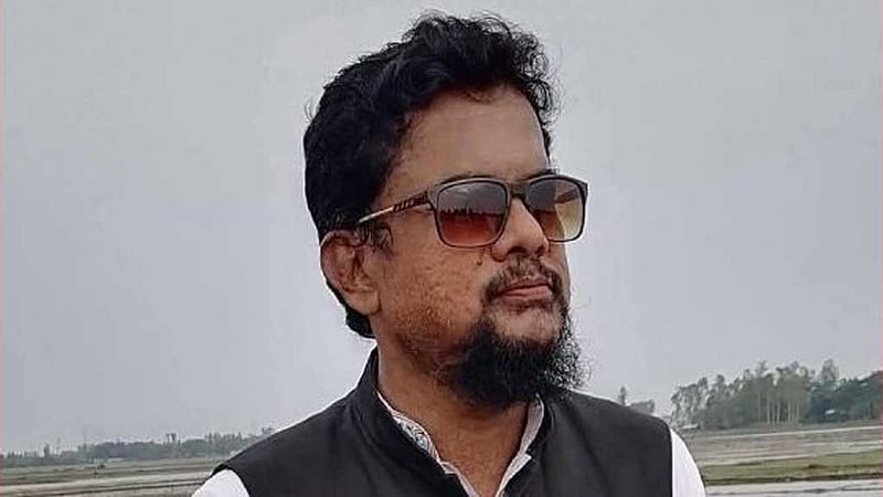বাঁশখালীর সাবেক চেয়ারম্যান খোরশেদ গ্রেপ্তার