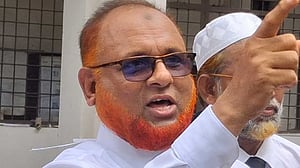 জুলাই আন্দোলনের মামলা: ছাত্রলীগ নেতার পক্ষ নিলেন জামায়াতপন্থি আইনজীবী
