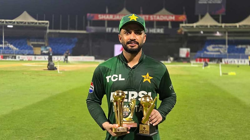 তলানিতে আফগানিস্তান, নাওয়াজের কীর্তি এবং আরও যত রেকর্ড