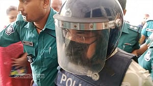 স্বাস্থ্যের আলোচিত ঠিকাদার মিঠুর ৫ দিনের রিমান্ড