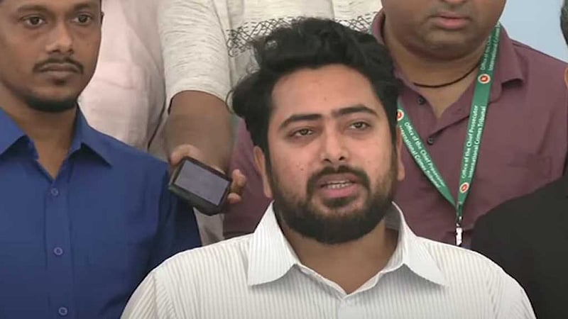 আওয়ামী লীগকে বিচারের আওতায় আনা উচিত: নাহিদ