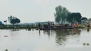 নদীতে নিখোঁজ পিকনিক ফেরত কিশোরের লাশ উদ্ধার